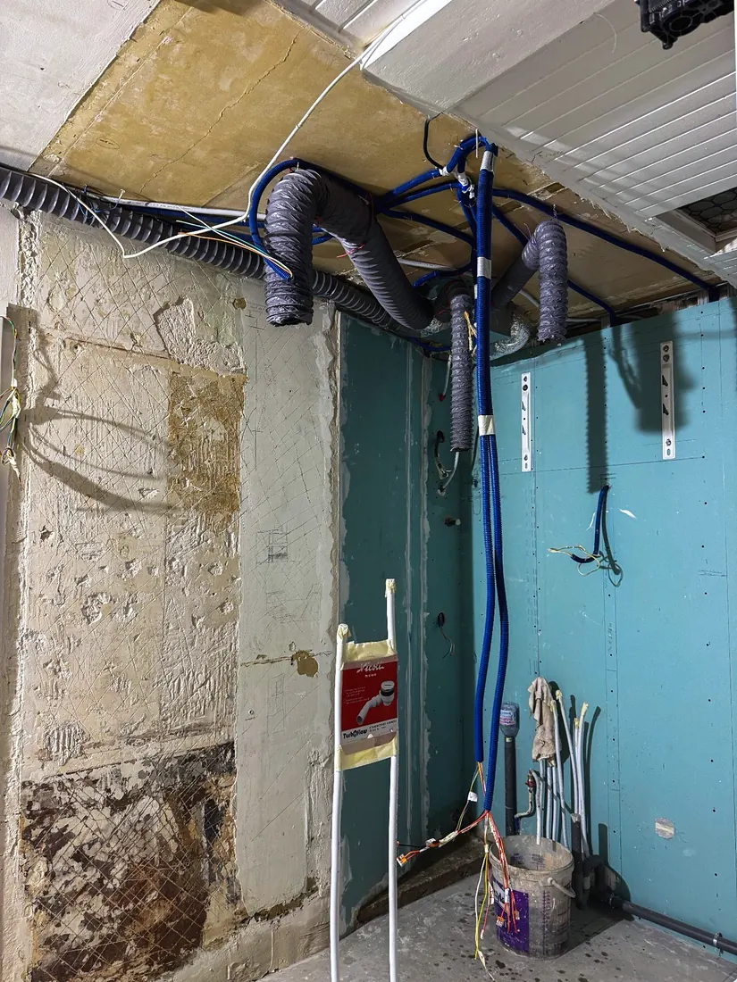 Séparation SDB & WC, Paris 20e : travaux en cours, photo 3